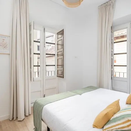 Luna Palacio Dorita Apartment Granada