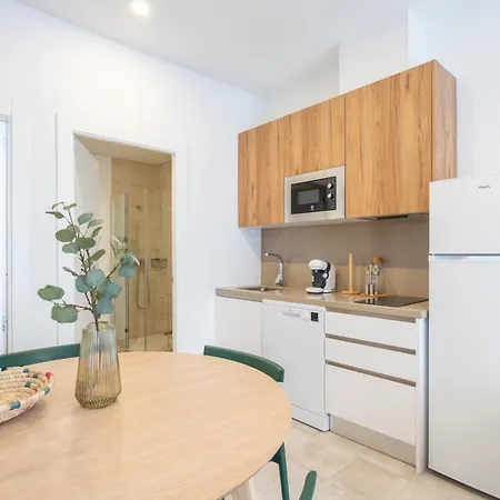 Apartment Luna Palacio Dorita *